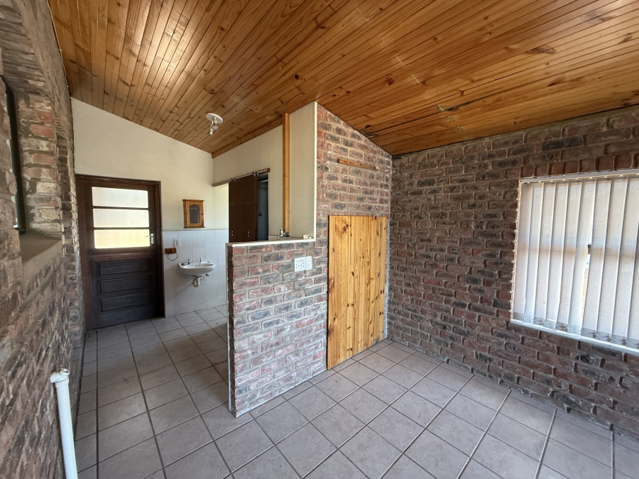 2 Bedroom Property for Sale in Stilbaai Wes Western Cape